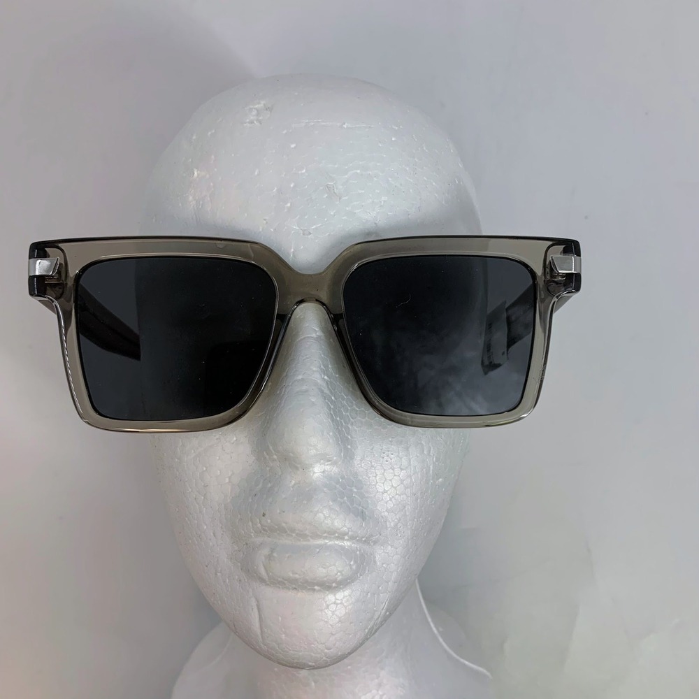 QUAY My Type Sunglasses Tort Clear Blue Light Square Frames Fashion Shades